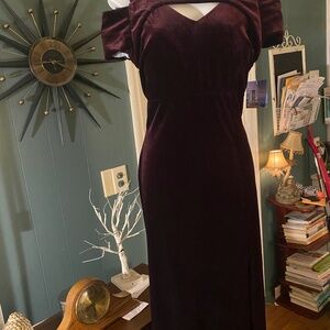 NIGHTWAY PURPLE VELOUR DRESS SIZE 8 NWT